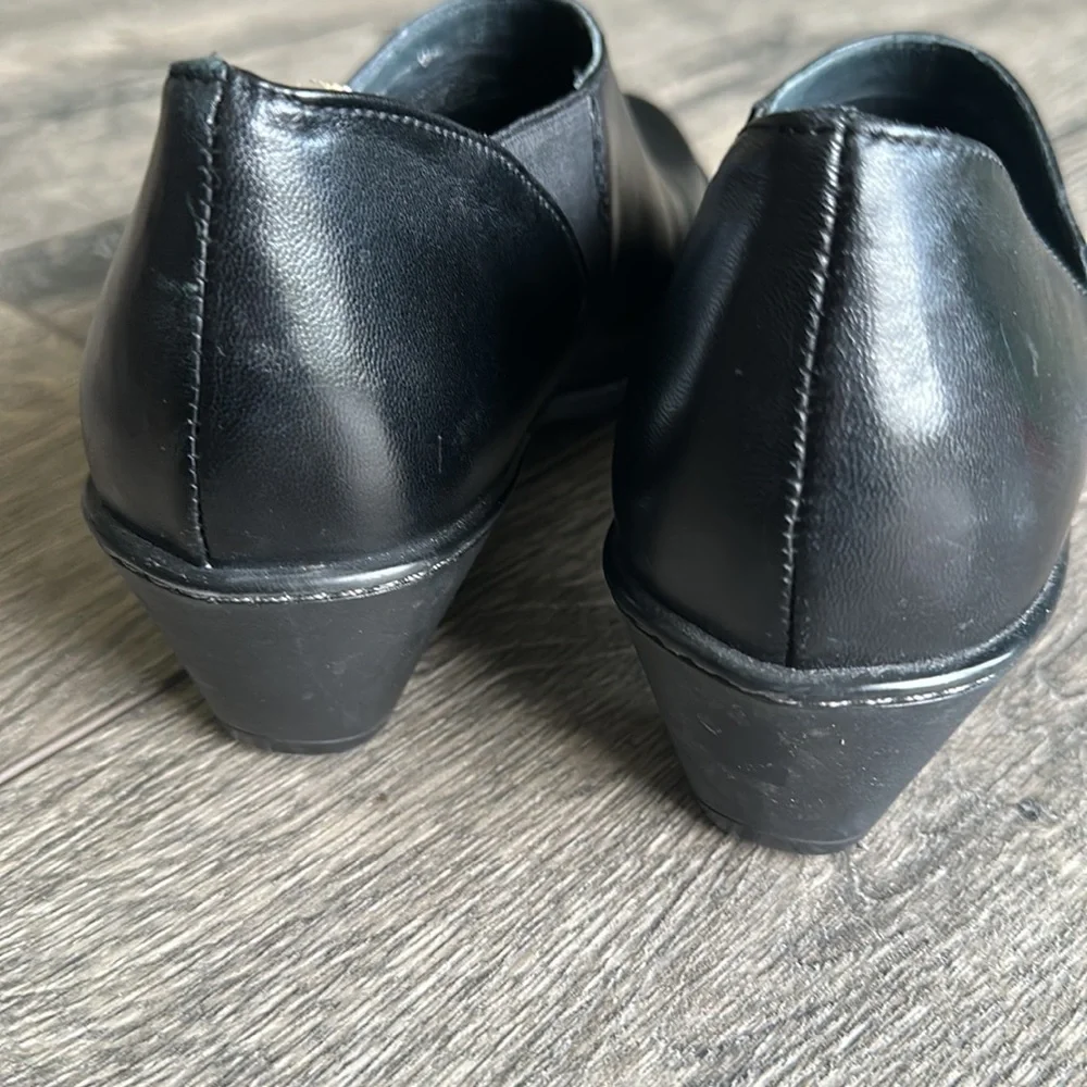 Dansko shoes, Baylee black leather slip on comfort loafer size 38